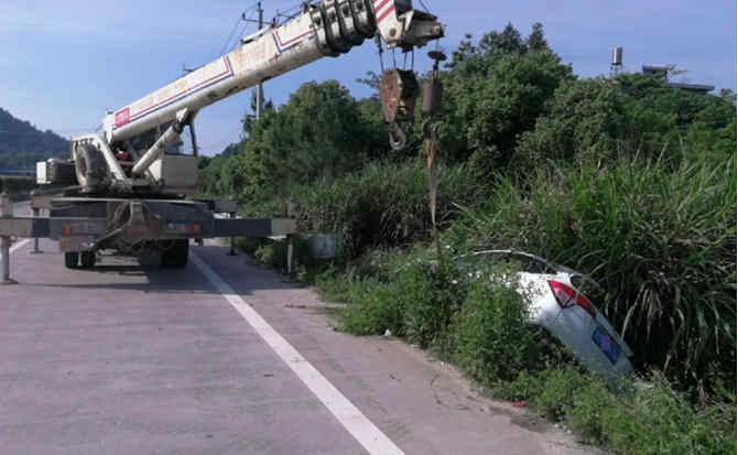 衡水重载吊车救援